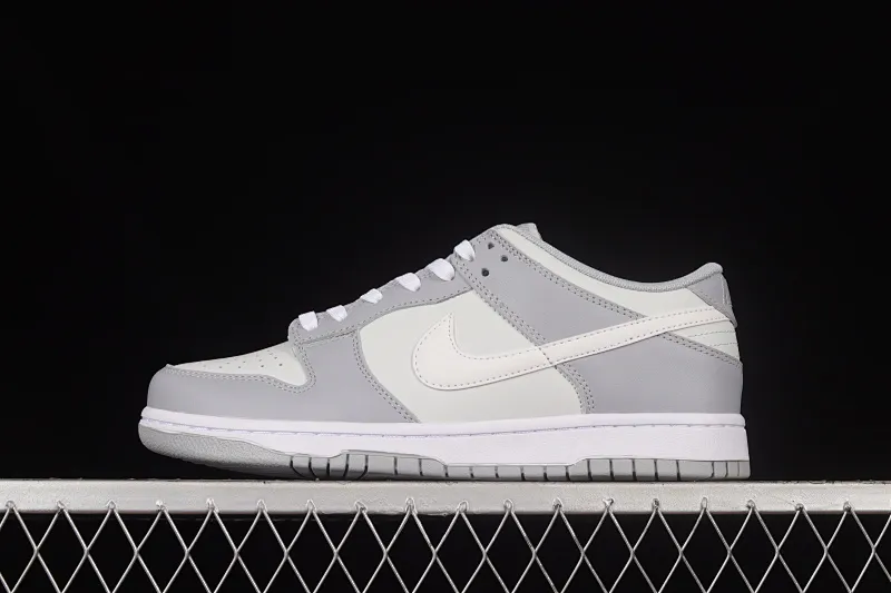 All categories Nk SB Dunk series Nk SB Dunk Low low-top sneakers J version Nk Dunk Low Retro "Grey White" cool gray color SB smashed backboard fashion casual sneakers DJ6188-001